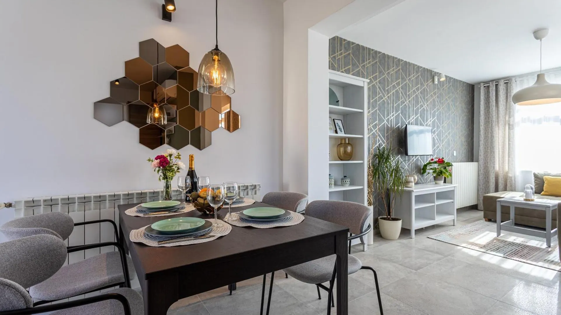 Apartment Gaestezimmer Tina 6 Silo