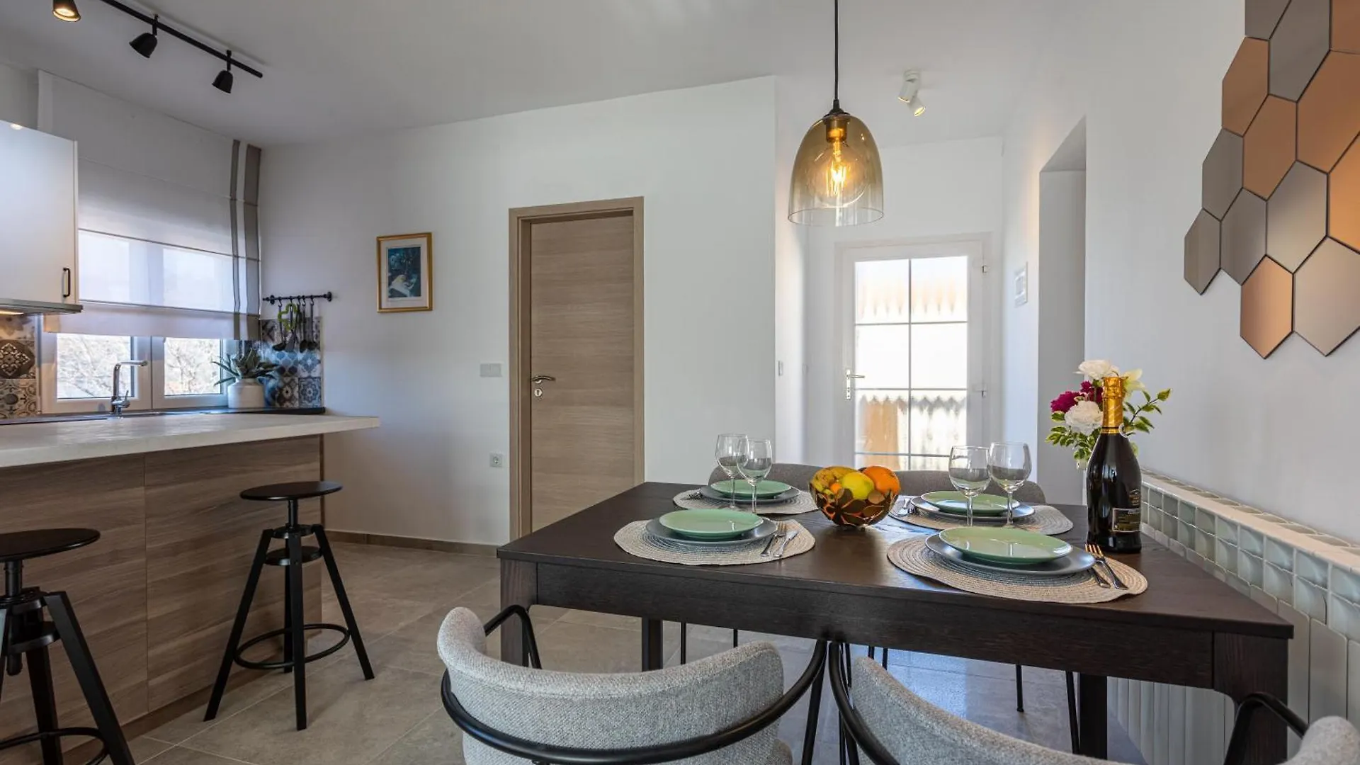 Apartment Gaestezimmer Tina 6 Silo  Croatia